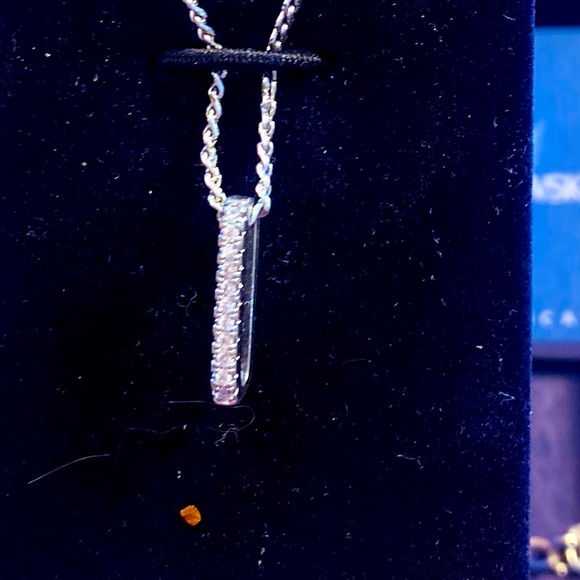 Swarovski pave paperclip necklace - Picture 2 of 13